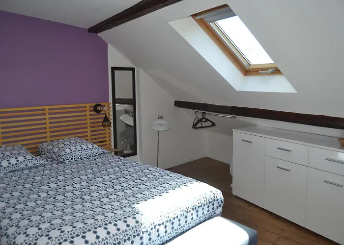 Marie Louise 3 étoiles Dans Maison De à 400m Du Centre Appartement *