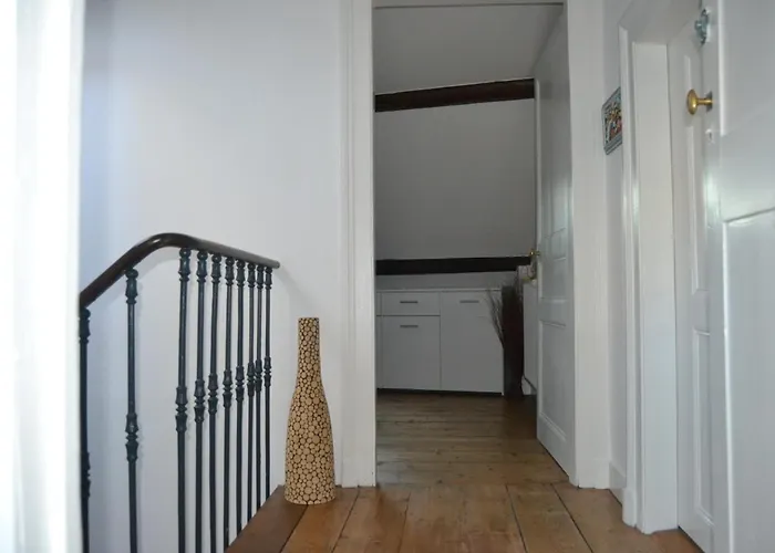 Appartement Marie Louise 3 étoiles Dans Maison De à 400m Du Centre